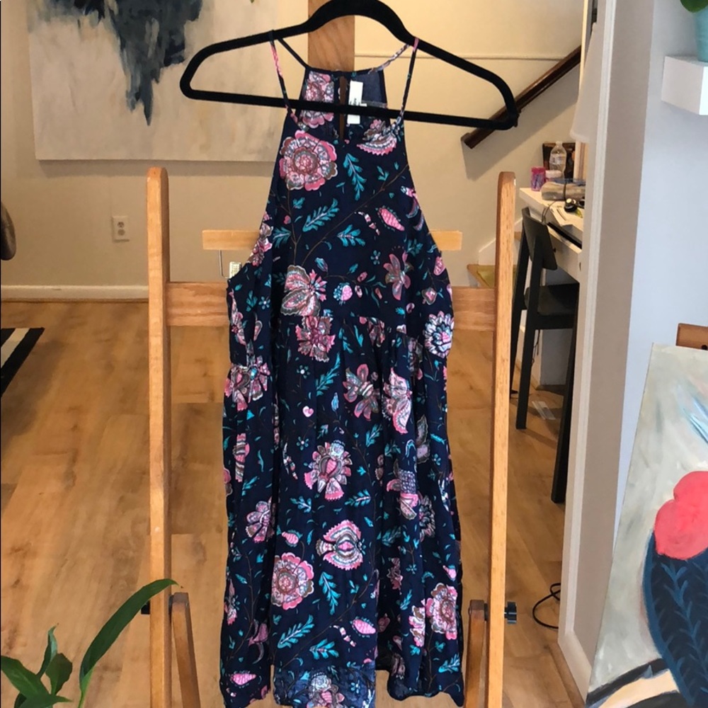 NWOT entro racerback babydoll dress with pockets!